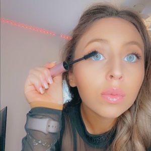 Meet your Posher, Blair